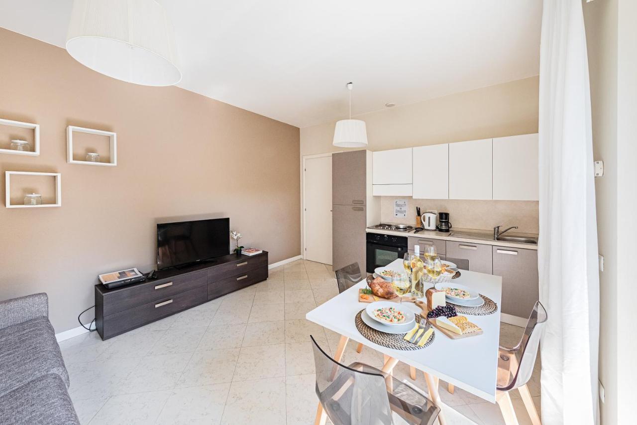 Residenza Miralago By Wonderful Italy Desenzano del Garda Luaran gambar