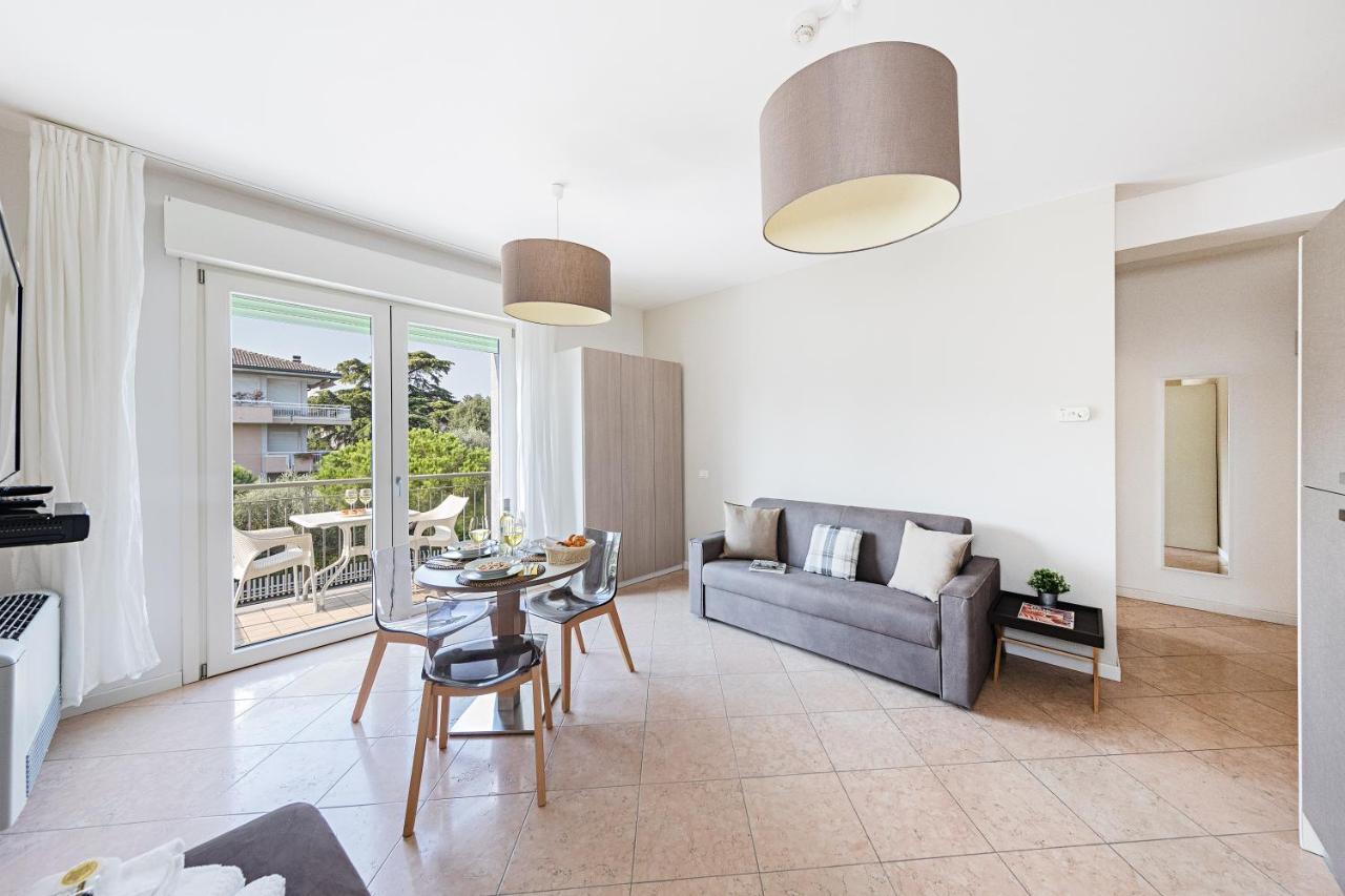 Residenza Miralago By Wonderful Italy Desenzano del Garda Luaran gambar